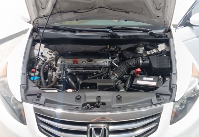 2012 Honda Accord LX-P Sedan AT